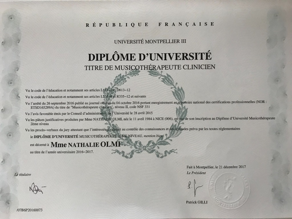 photo diplome Nathalie Olmi