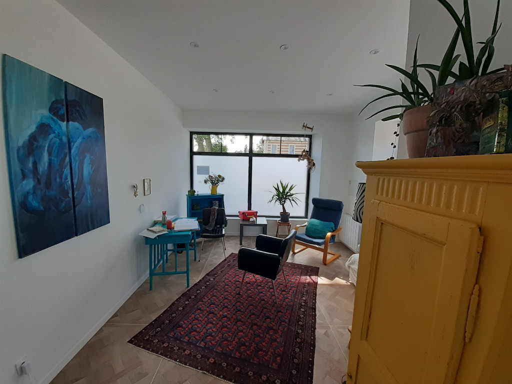 photo cabinet Elodie Deret