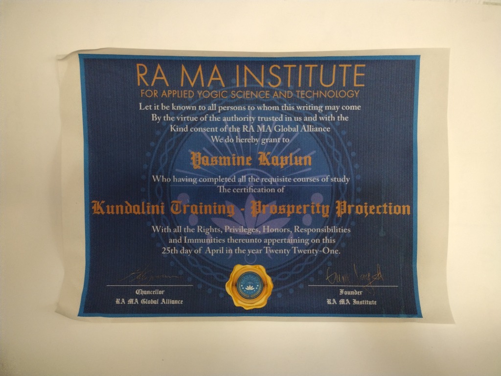 photo diplome Yasmine Kaplun