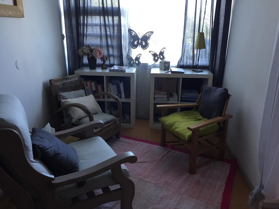 photo cabinet Marie-Claire Roussignol-Pellegrin