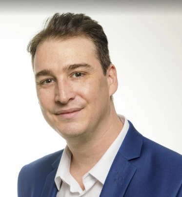 photo portrait Hypnothérapeute Magnétiseur Sébastien Giraldon