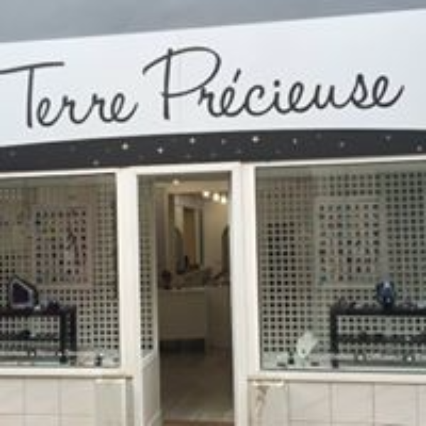 Terre Précieuse
