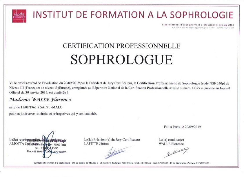 photo diplome FLORENCE WALLE