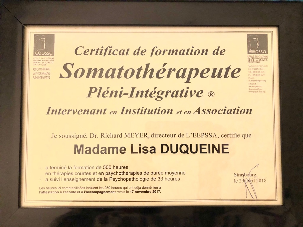 photo diplome LISA DUQUEINE