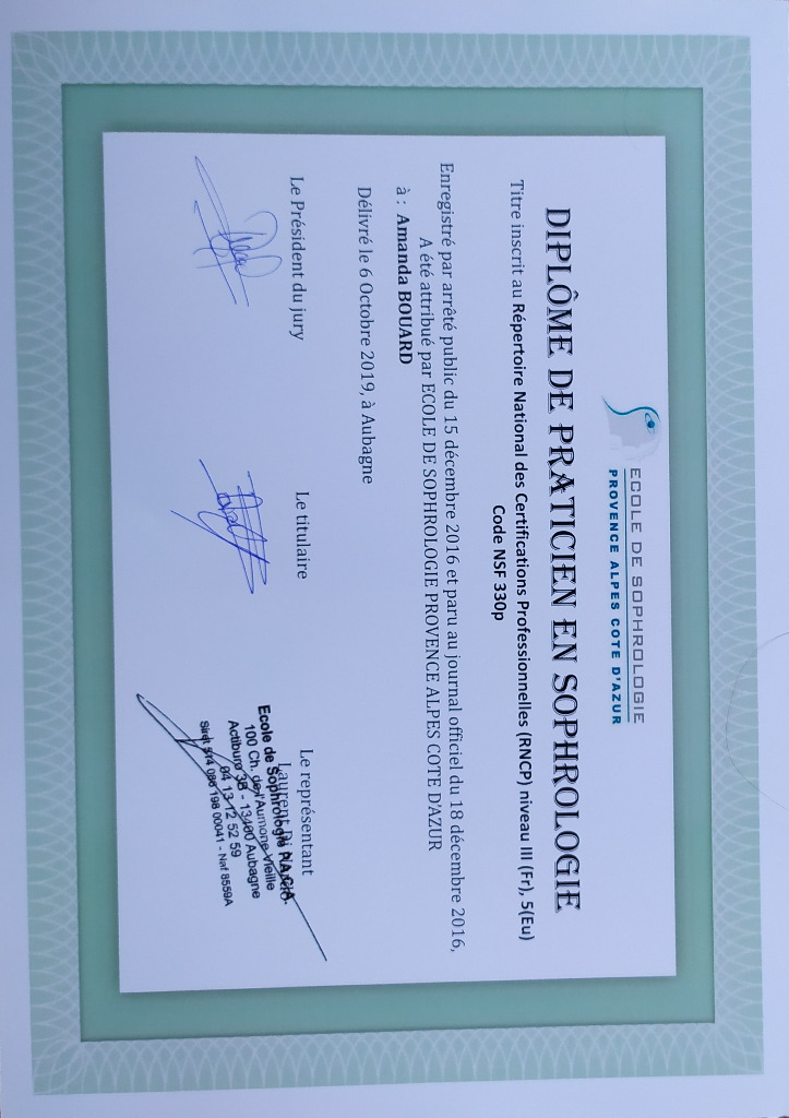 photo diplome Amanda BOUARD