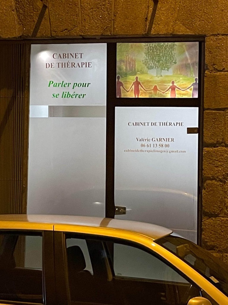 photo cabinet Valerie Garnier