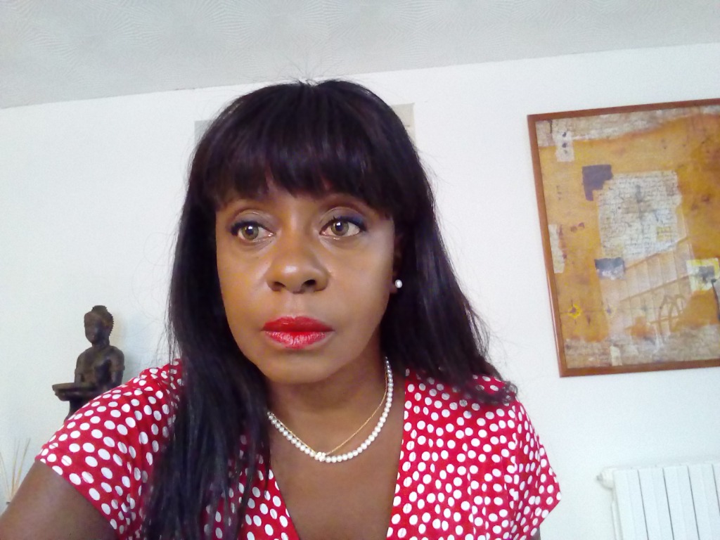 photo portrait Elisabeth Tatibouët