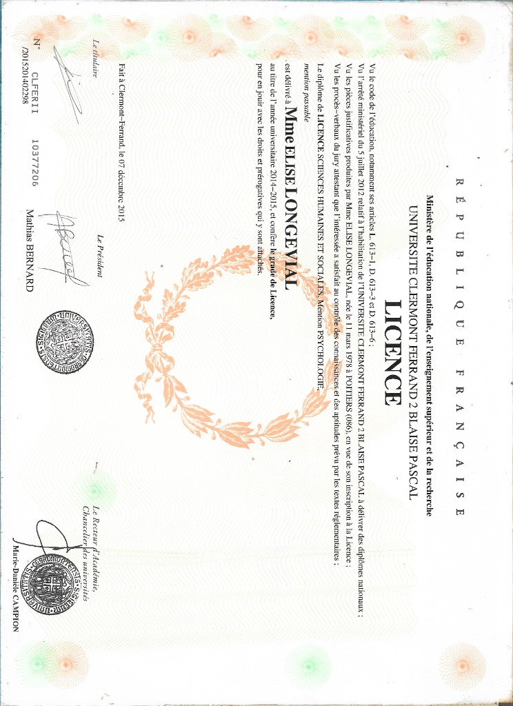 photo diplome Elise Longevial