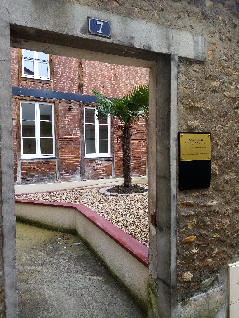 photo cabinet Maud Herbaux