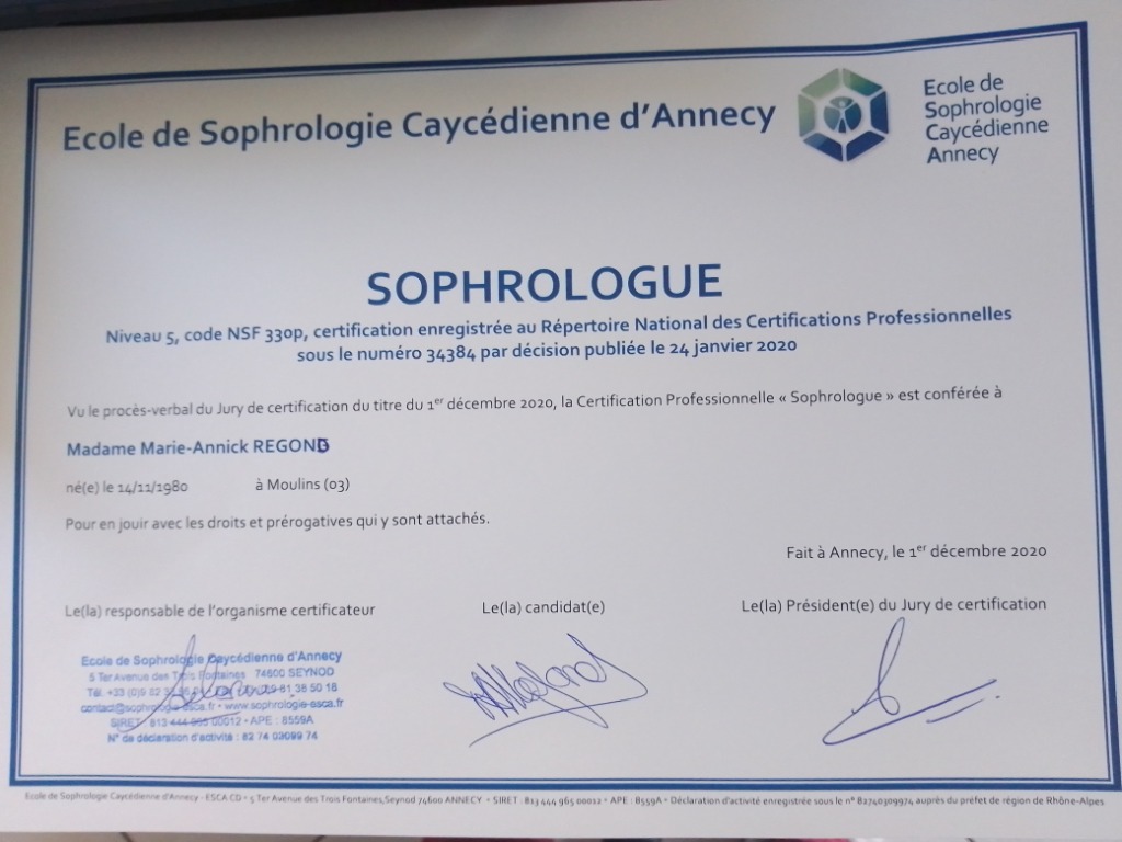 photo diplome REGOND MARIE-ANNICK