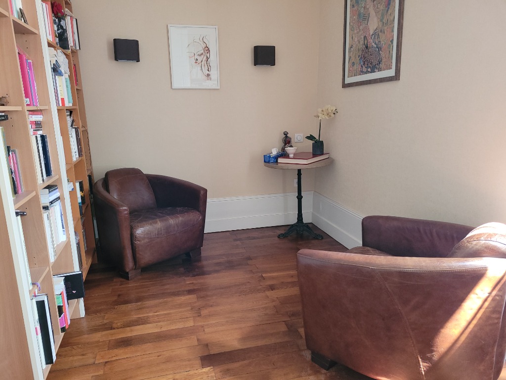 photo cabinet Sandra Bernard