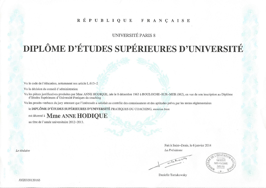 photo diplome Anne HODIQUE