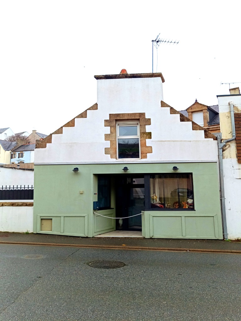 photo cabinet Lydie Laine