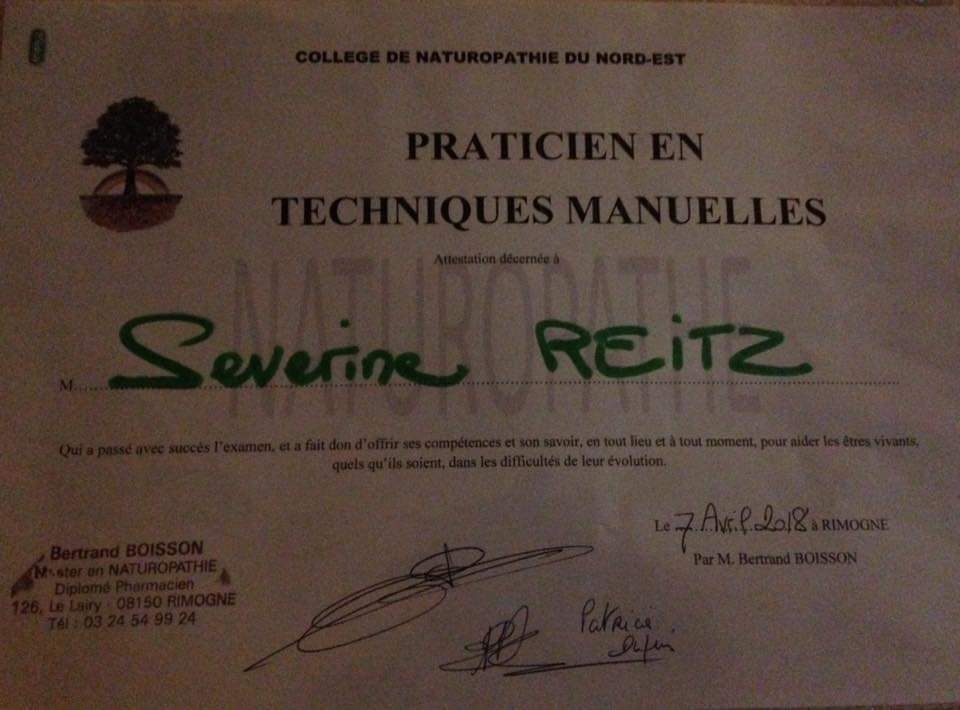photo diplome Severine Naturopathe Reitz