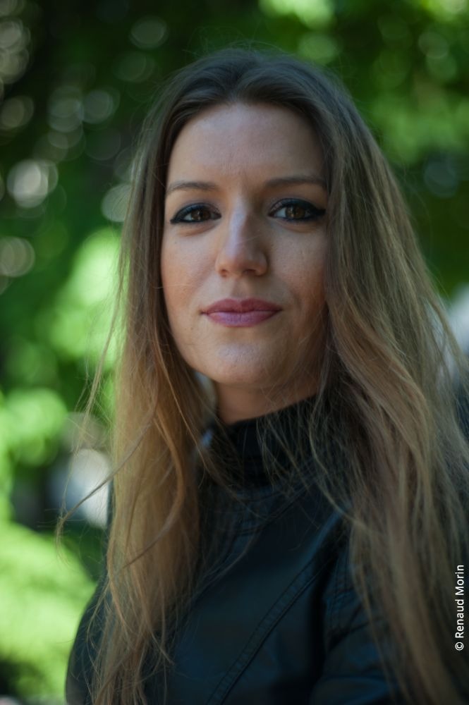 photo portrait Laura BARSAMIAN