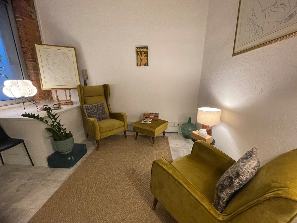 photo cabinet J. Emilie Pascal