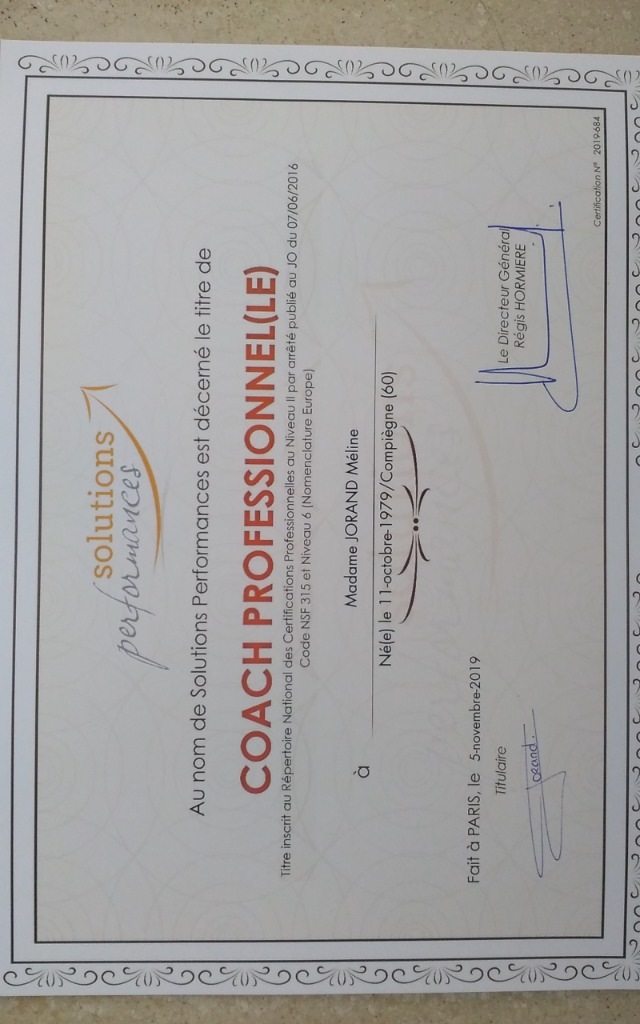 photo diplome MELINE JORAND- J'M bien-être Intégratif