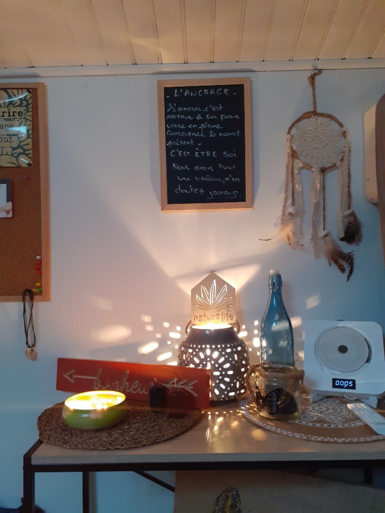 photo cabinet A l'ombre des Amandiers - Laetitia