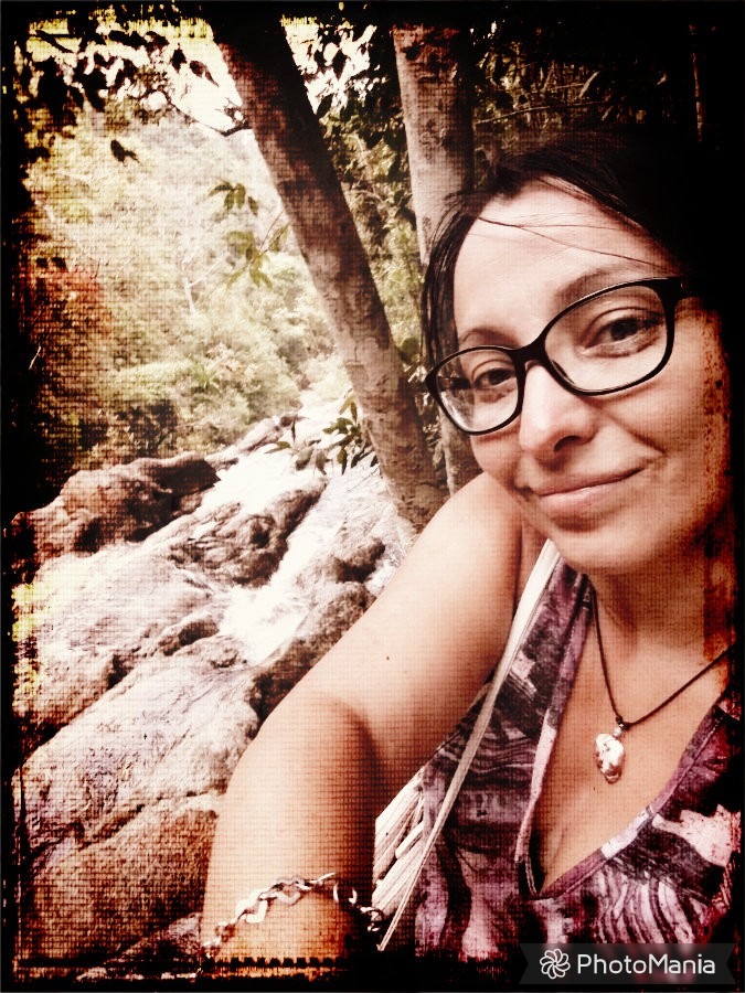 photo portrait A l'ombre des Amandiers - Laetitia