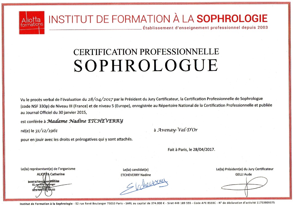 photo diplome ETCHEVERRY Nadine