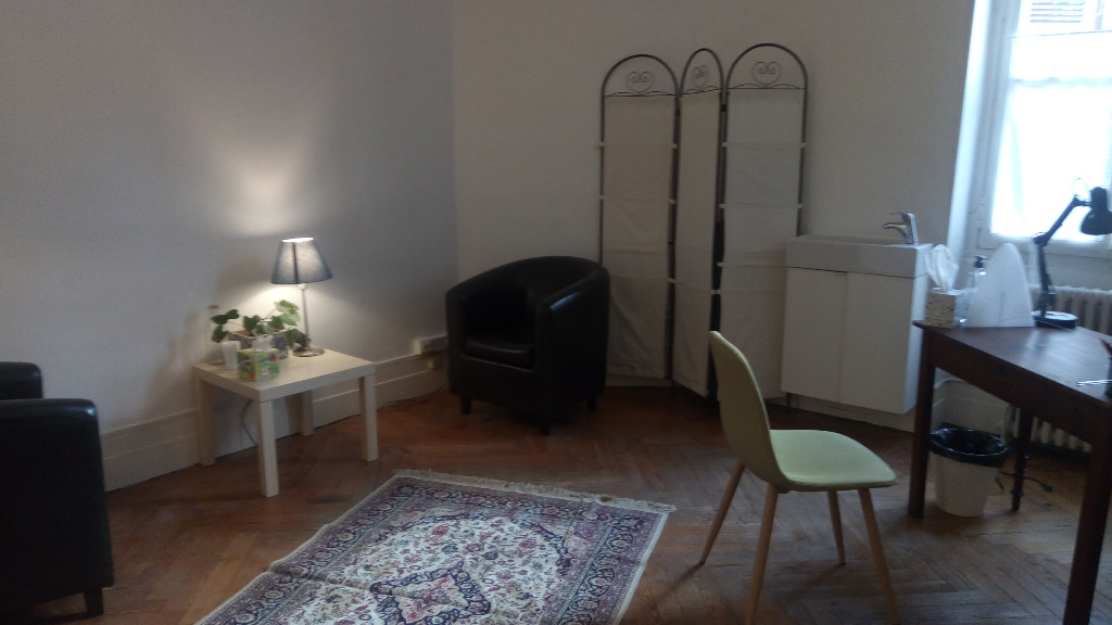 photo cabinet Josiane Carret