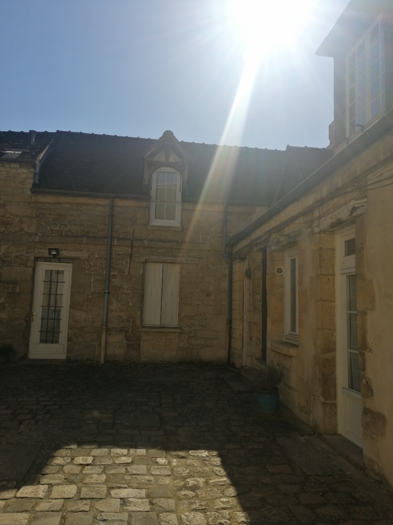 photo cabinet Judic Camille