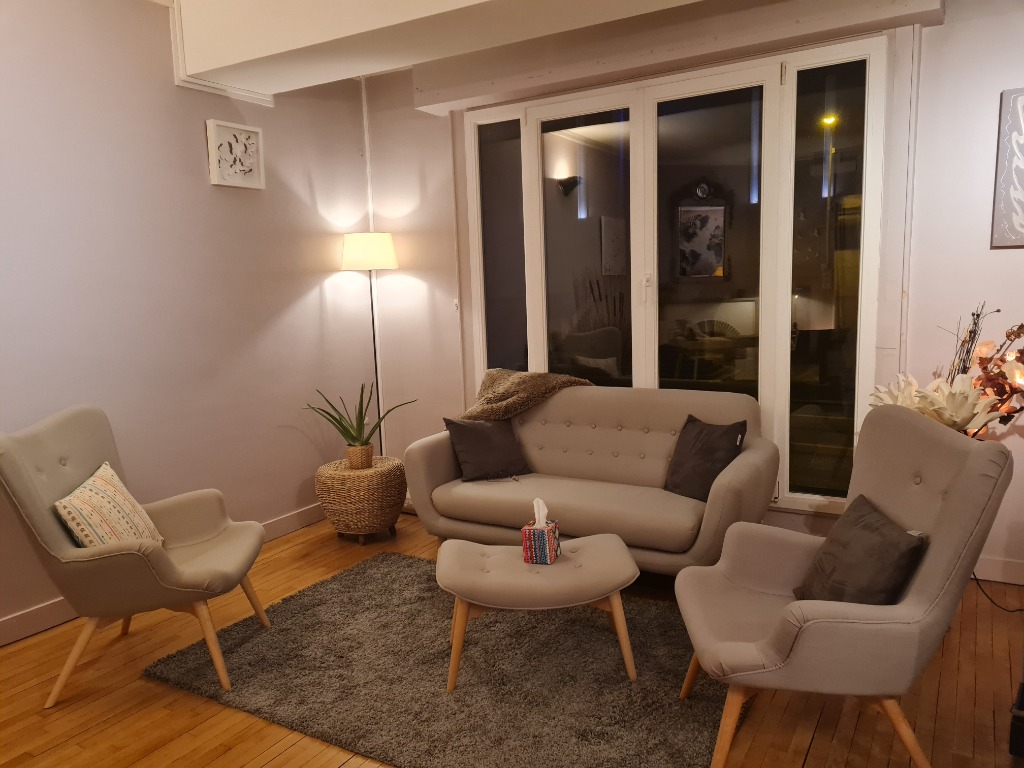 photo cabinet Corinne BOURGUELLE