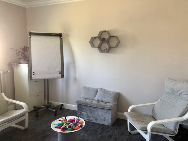 photo cabinet Myriam Carairon