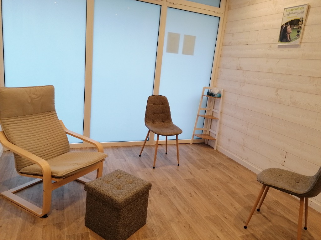 photo cabinet Frédéric Marcadié