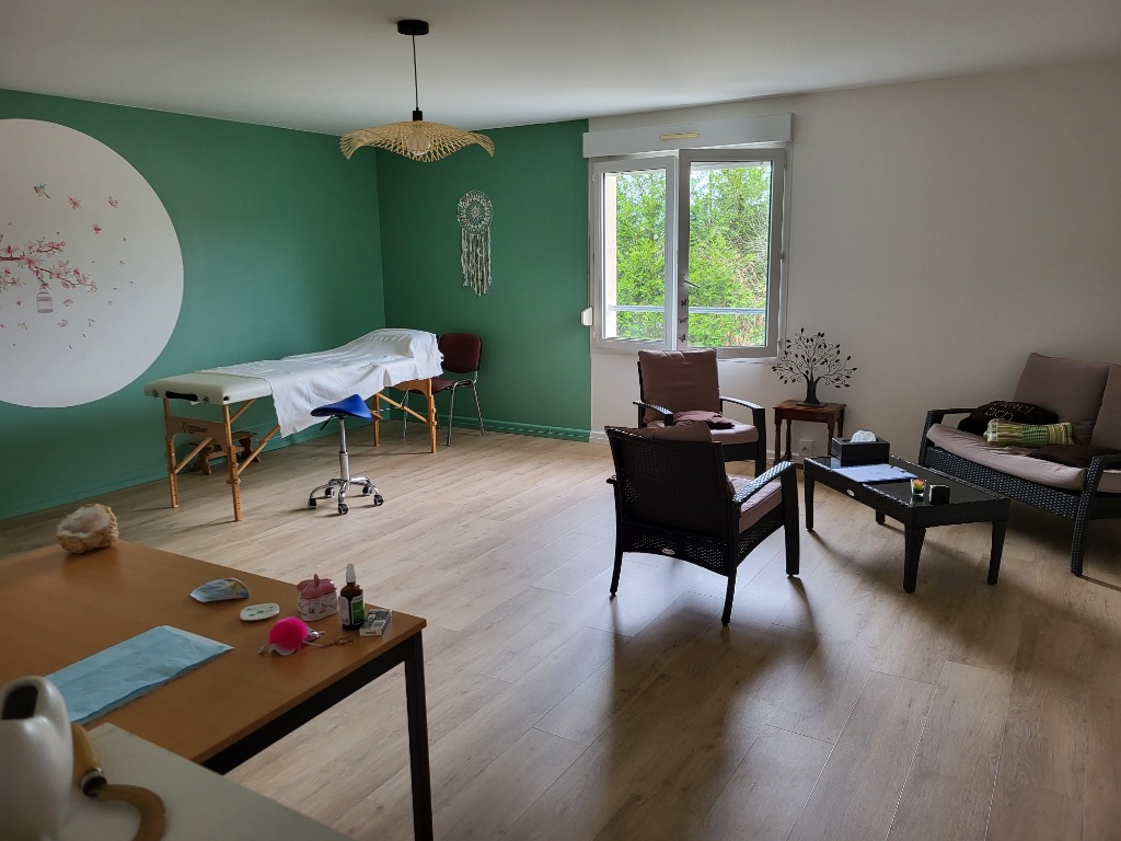 photo cabinet Franche Com