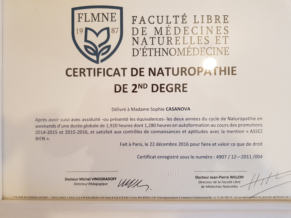 photo diplome Sophie-Caroline Casanova