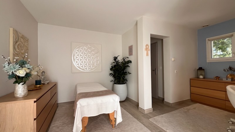 photo cabinet Marie-Josèphe GARCIA