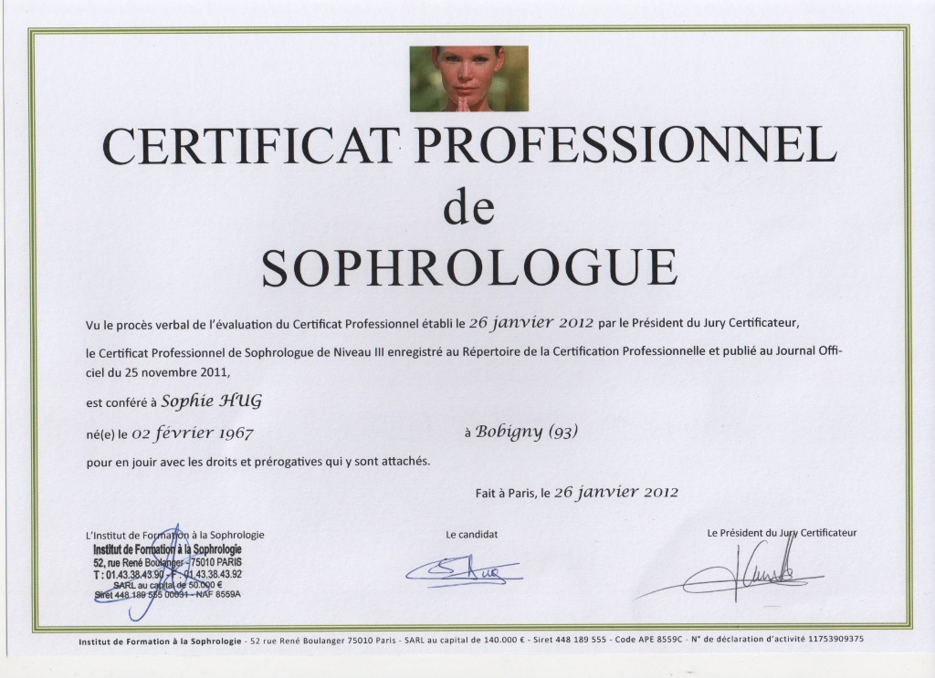 photo diplome SOPHIE HUG