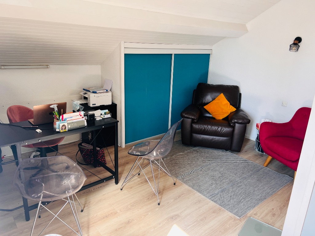 photo cabinet Virginie Darracq