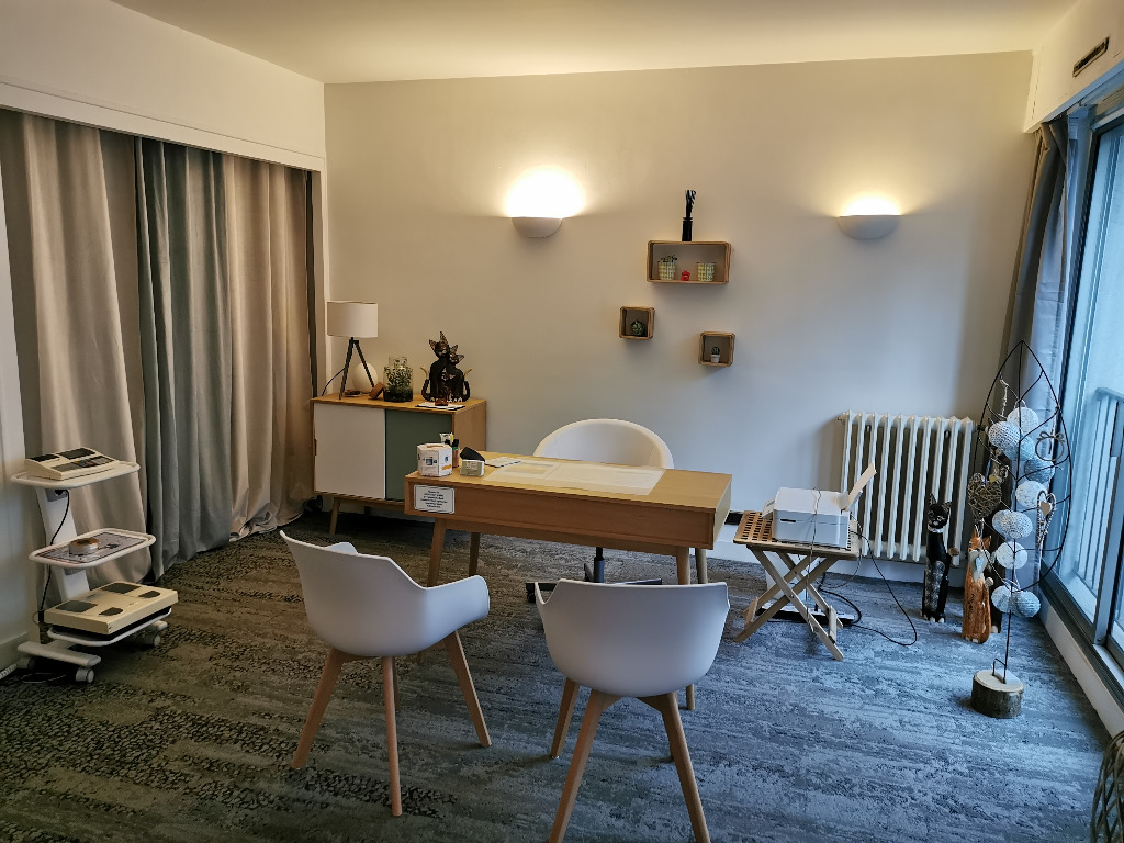 photo cabinet LOUET LESLY