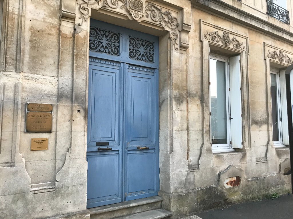 photo cabinet Nadia PESSEREAU