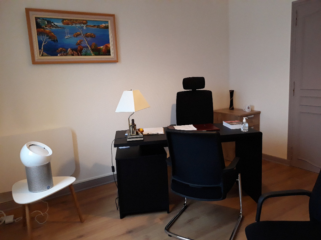 photo cabinet Thierry Couronne