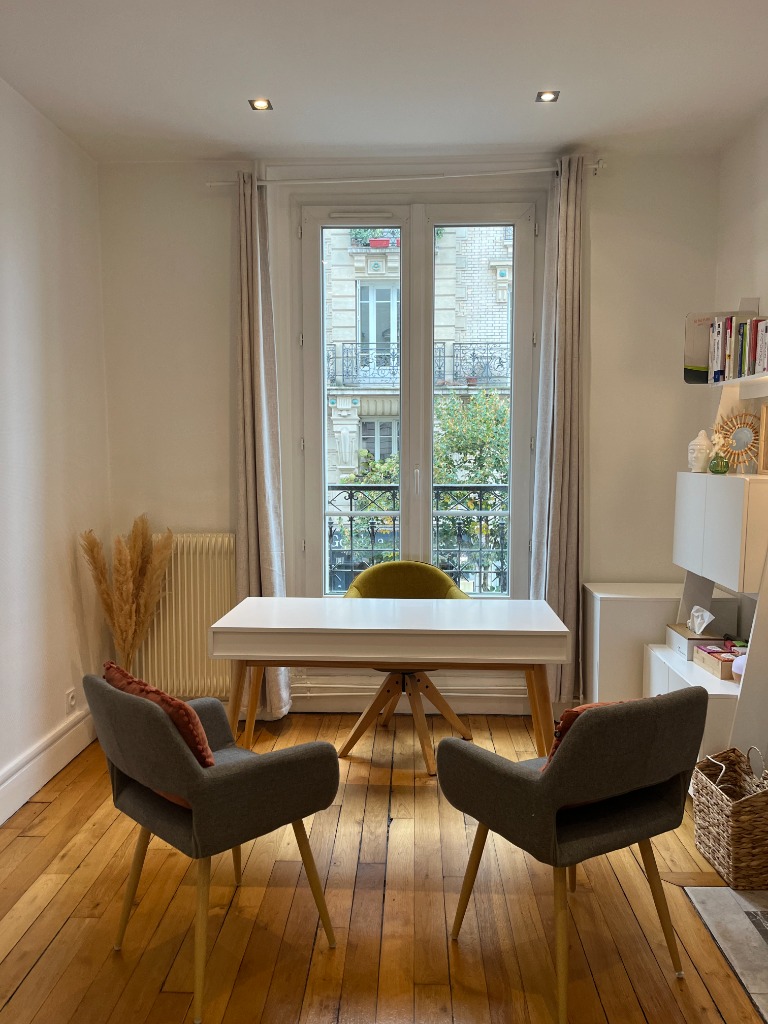 photo cabinet Marine Saint-Remy