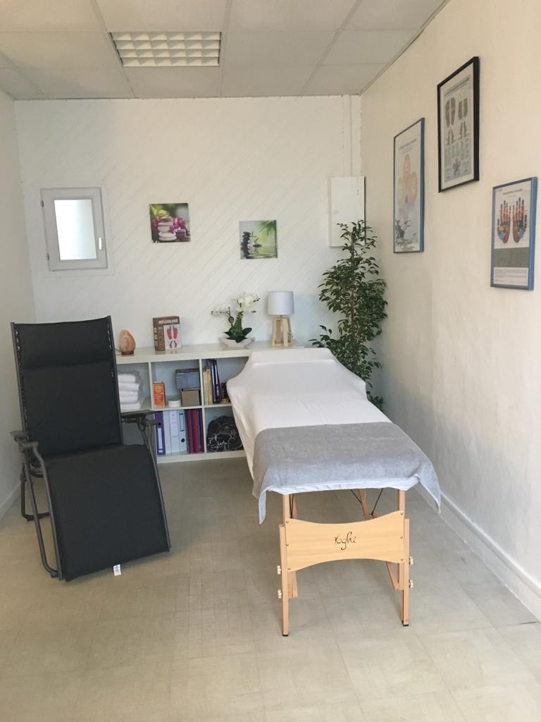 photo cabinet Corinne Oscamou Réflexologue