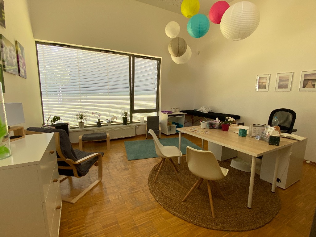 photo cabinet ISABELLE GREMILLET POUSSOT