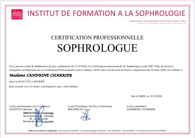 photo diplome Sandrine POUPART CHARRIER