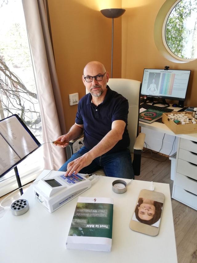 photo seance Simon JUND - Naturopathe