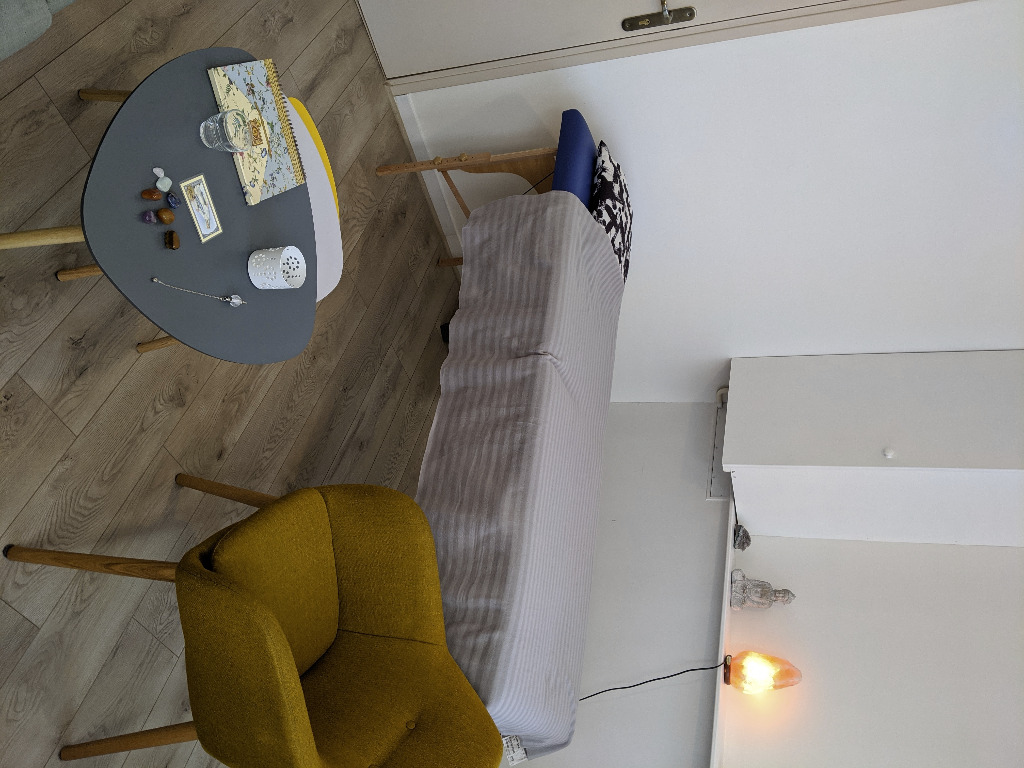 photo cabinet Fanny Lematre Magnétiseur