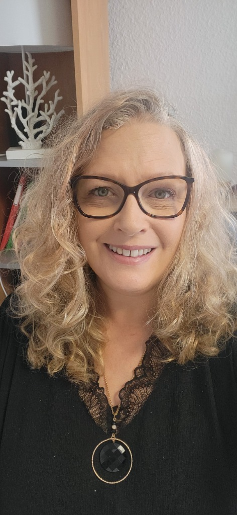 photo portrait VALERIE SAUZE HYPNOSE ET SOPHROLOGIE