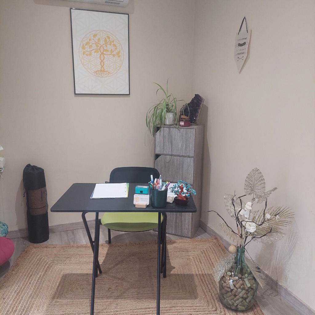 photo cabinet LEGRAND isabelle