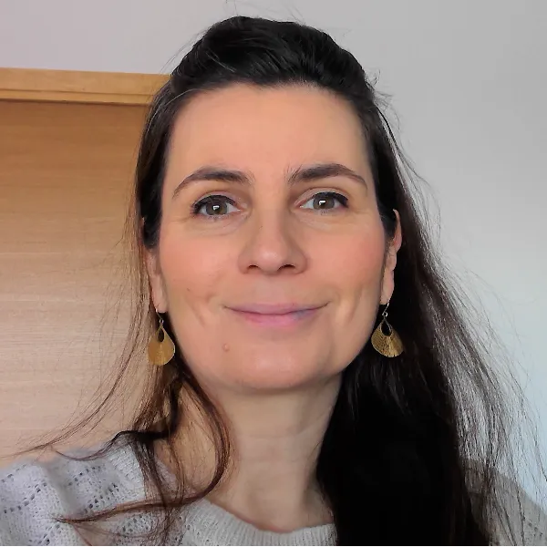 MAGALI CARVALHO GAYRAUD