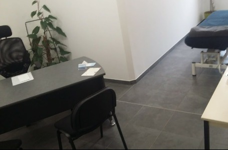 photo cabinet Régine Champagnac