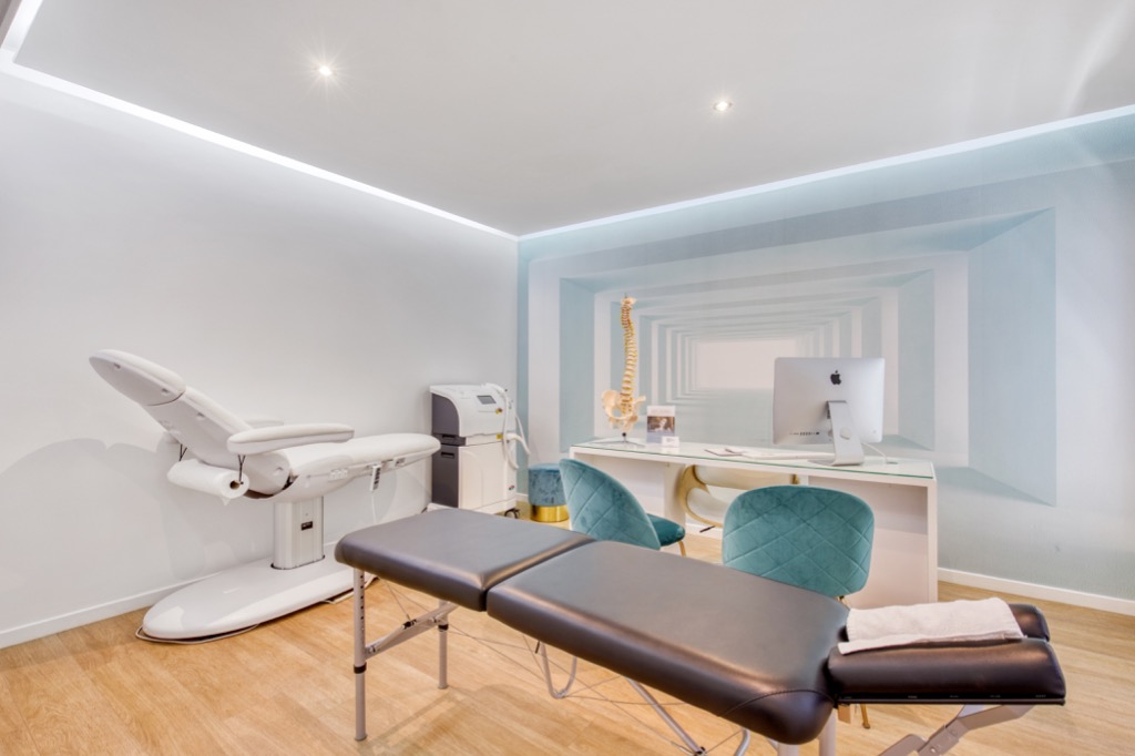 photo cabinet Antoine Delorme