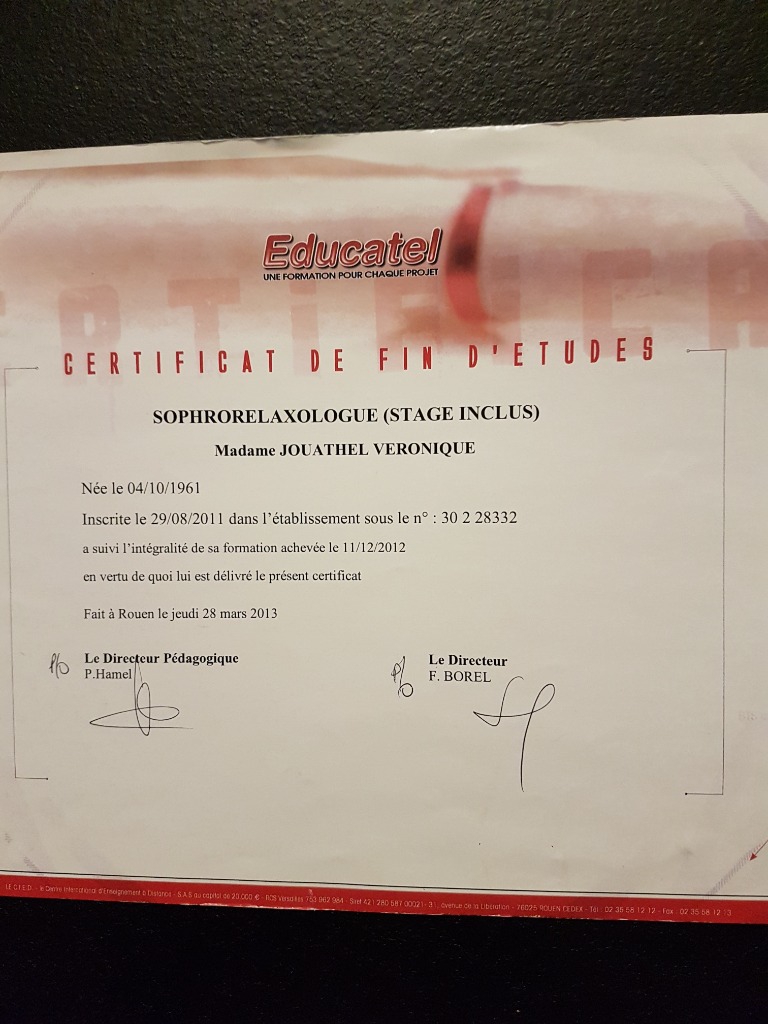 photo diplome Véronique PÉAN JOUATHEL