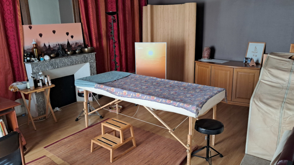 photo cabinet Maria-Grazia Ciamaglia (Govinda) Asso Mains Libres